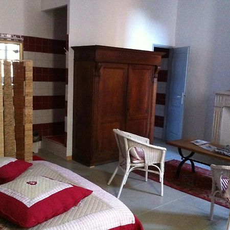 Le Richelieu Bed and Breakfast Uzès Exteriör bild