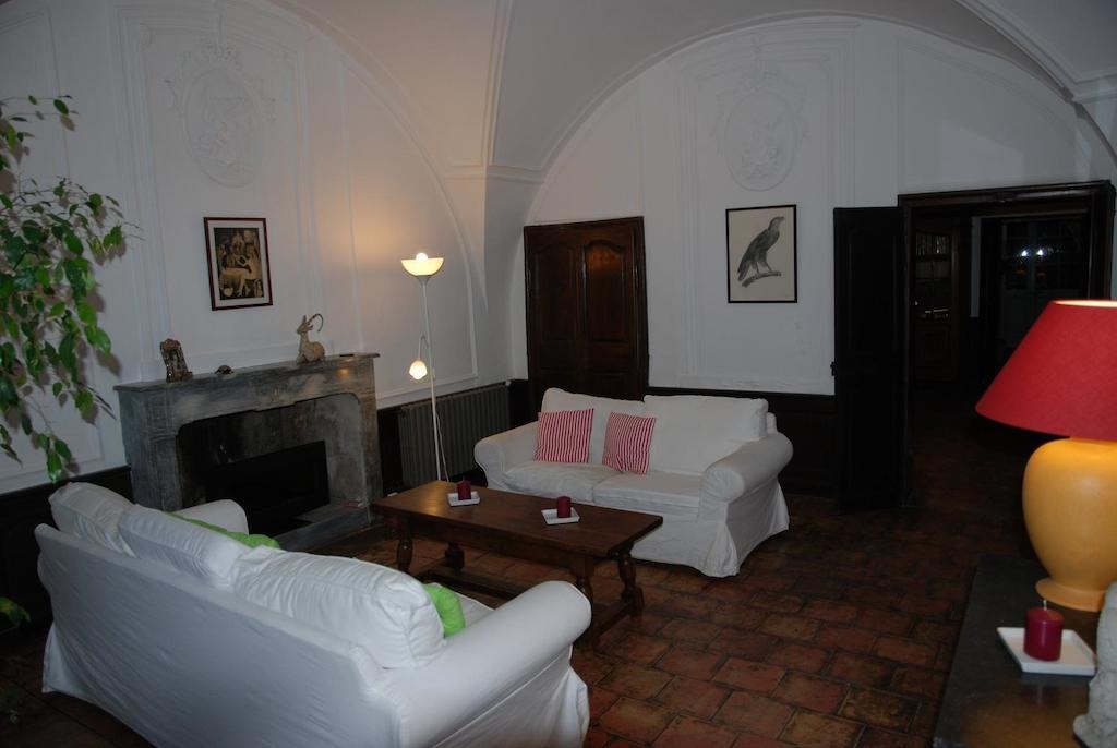 Le Richelieu Bed and Breakfast Uzès Exteriör bild
