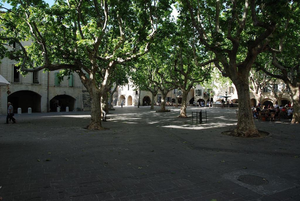 Le Richelieu Bed and Breakfast Uzès Exteriör bild