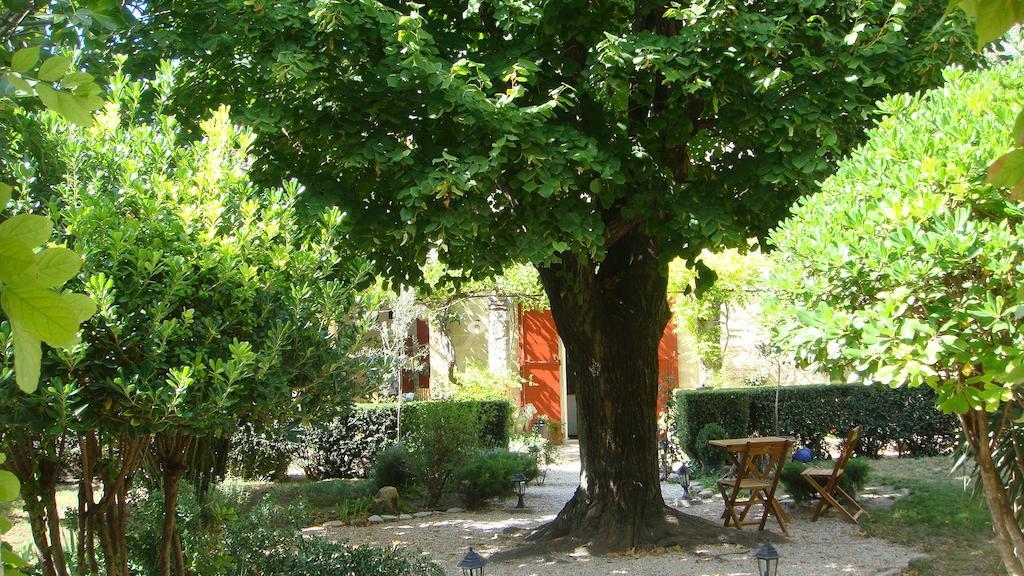 Le Richelieu Bed and Breakfast Uzès Exteriör bild