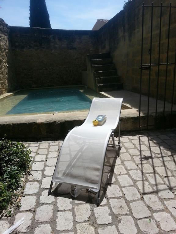 Le Richelieu Bed and Breakfast Uzès Exteriör bild