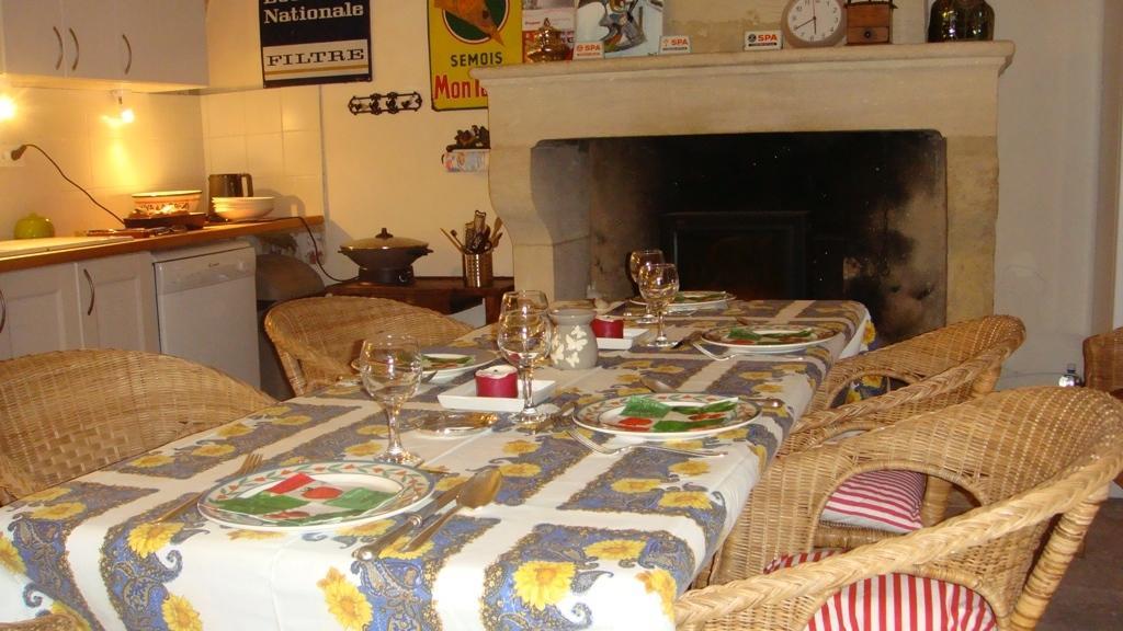 Le Richelieu Bed and Breakfast Uzès Exteriör bild