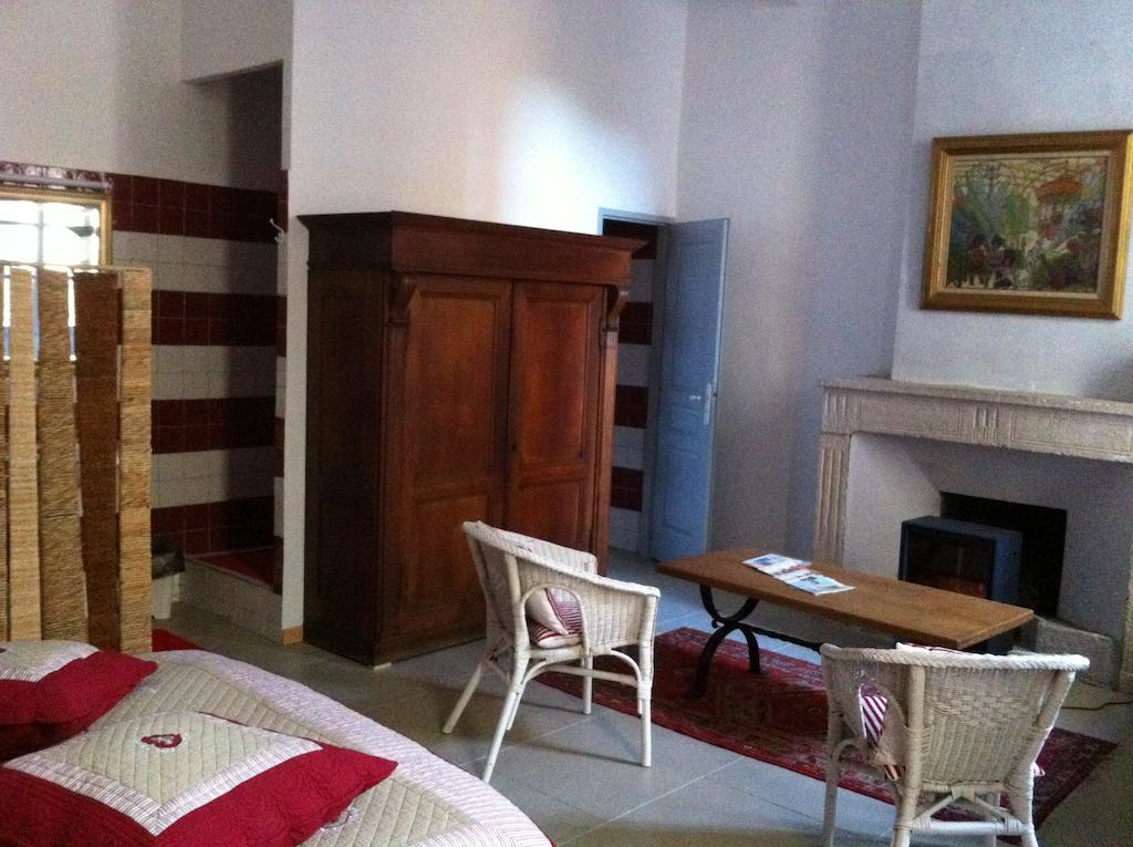 Le Richelieu Bed and Breakfast Uzès Exteriör bild